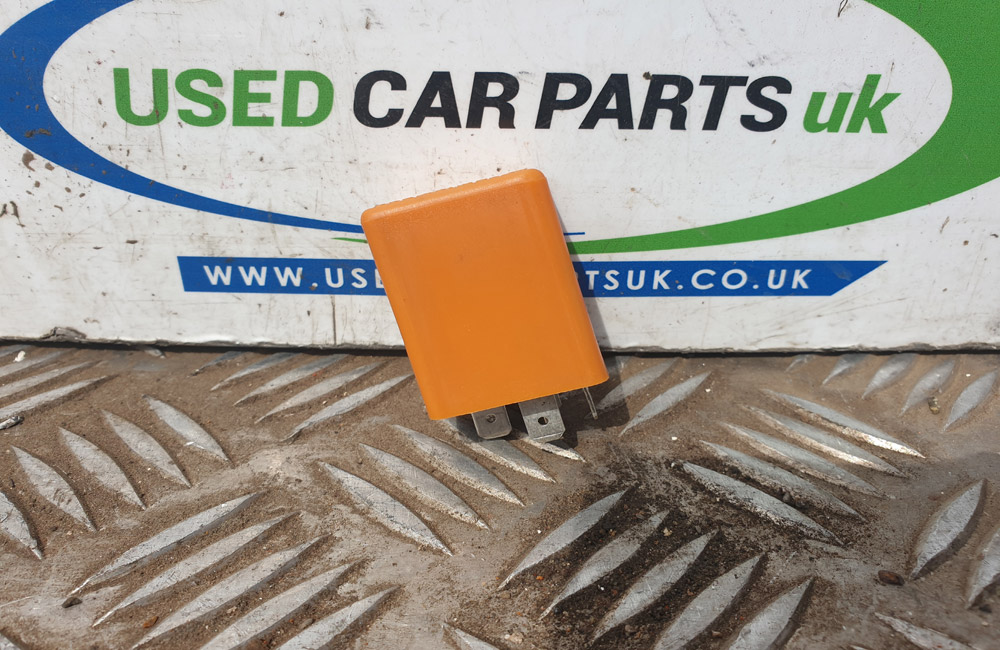 Vauxhall Zafira relay 09185826 Used Car Parts UK