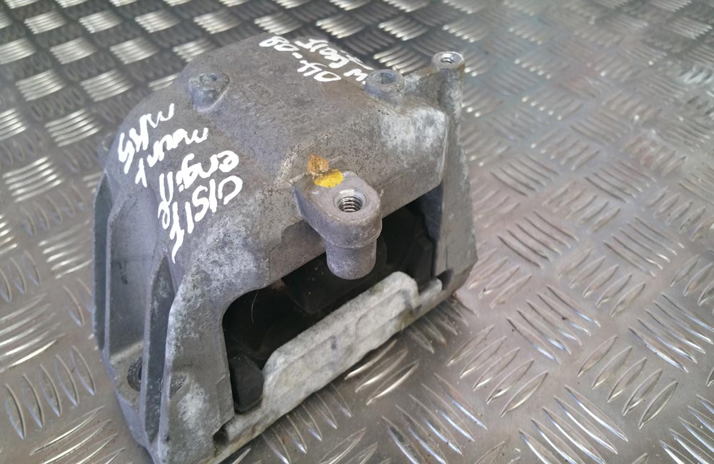 VW Golf MK5 FSI engine mount drivers Used Car Parts UK