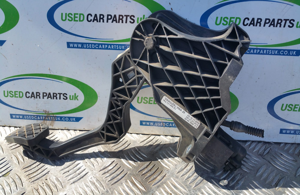 VW Golf MK6 1.4 Clutch Pedal Master Cylinder Used Car Parts UK