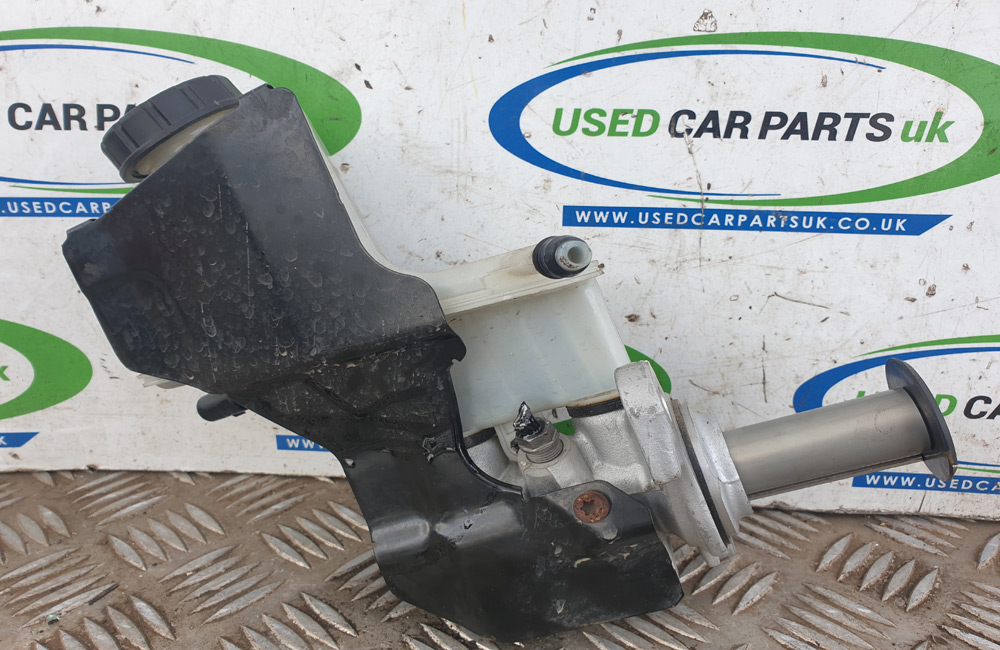 VW Golf MK7 GTD brake master cylinder Used Car Parts UK