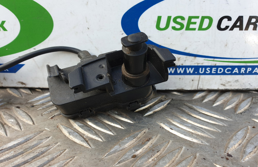 VW Polo 20092017 fuel flap release motor Used Car Parts UK