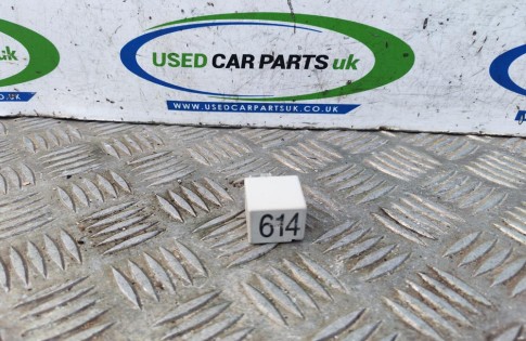 Audi A2 MK1 Relay 8E0951253 614 4 Pin