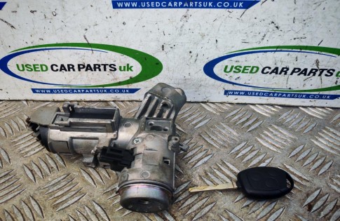 Ford Fiesta MK7 2008-2012 Ignition Barrel Key 8V513F880CC