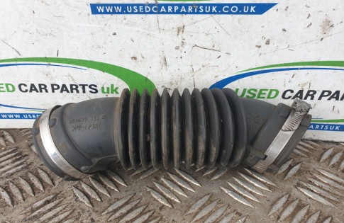 Ford Fiesta MK7 air intake pipe N04039E151B (1)