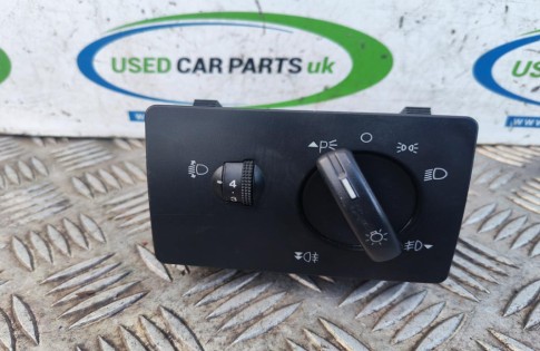 Ford Focus MK2 2005-2011 Headlight Switch 7M5T13A024MA