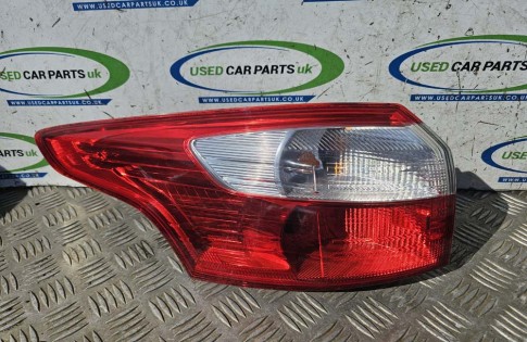 Ford Focus MK3 Estate 2011-2014 Rear Tail Main Brake Light Passengers Left On Body