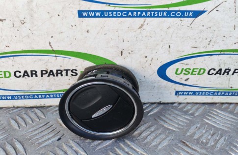 Ford Mondeo MK4 Dash Air Vent Drivers Right 6M21 U018B09-AD3YYW