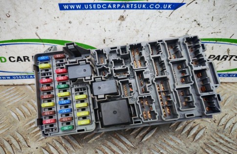 Honda Civic MK7 Interior Fuse Box S6A-E03000 (1)