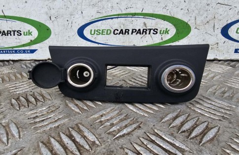 Hyundai I30 MK1 Cigarette Ligher And 12V Power Socket Port 84621-2R900