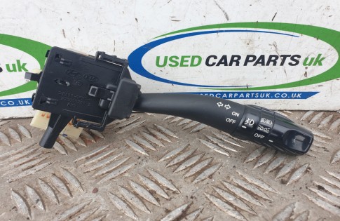 Kia Carens MK2 headlight indicator stalk switch 202005763