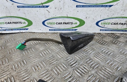 Kia Ceed MK2 Roof Aerial Antenna Base 96210-A2500E5B