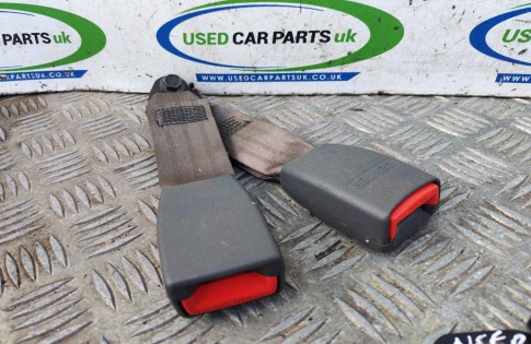 Kia Rio MK2 2005-2011 Rear Centre Middle Seat Belt Buckle