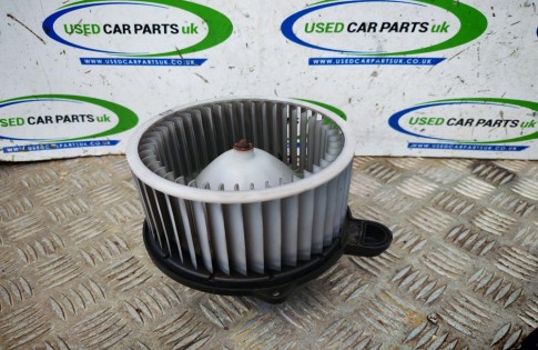 Kia Sorento MK1 Heater Blower Fan Motor F00S33F011