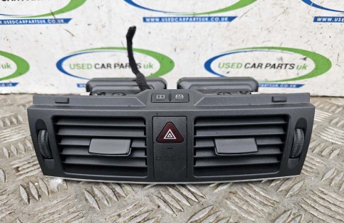 Mercedes C Class W204 Centre Dash Air Vents Hazard A2048307454