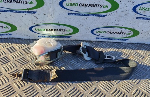 Nissan Qashqai +2 2ND Row Seat Belt Drivers Rear Right 88844EY10A