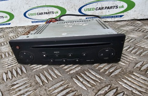 Renault Master Van MK2 CD Player Stereo Radio Tuner List 7700433948 (1)