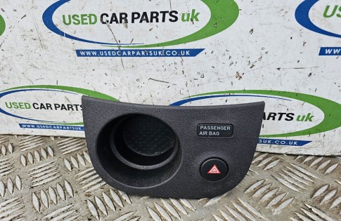 Seat Leon MK2 1P 2009-2012 Centre Console Cup Holder Hazard Switch 1P2858331 (1)