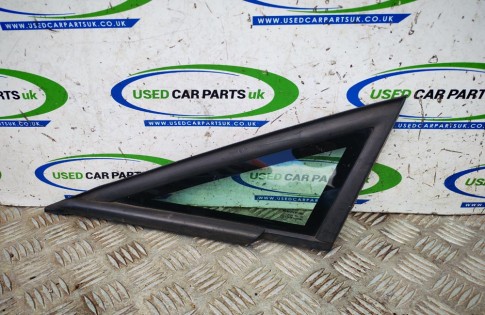 Seat Leon MK2 Quarter Window Glass Passengers Front Left 1P0845411
