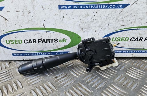 Suzuki Swift SZ2 2010-2017 Headlight Indicator Control Switch 173744