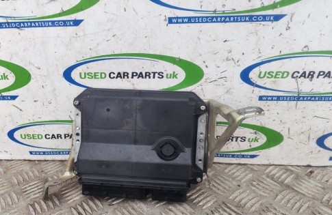 Toyota Auris 1.6 VVTI ECU 89661-02E51 MB275300-0221
