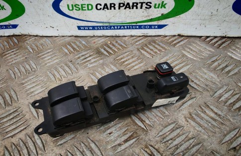 Toyota Avensis MK2 4 Way Main Window Control Switch Drivers Door 84820-05120