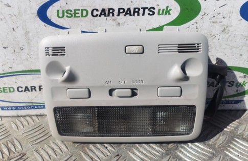 Toyota Avensis MK2 T3S Front Interior Roof Light Switch Panel (1)