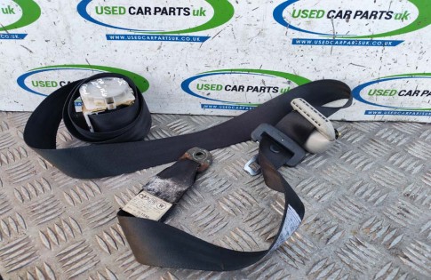 Toyota Corolla Verso 2004-2009 Seat Belt Drivers Rear Right 2ND Row 7L1540