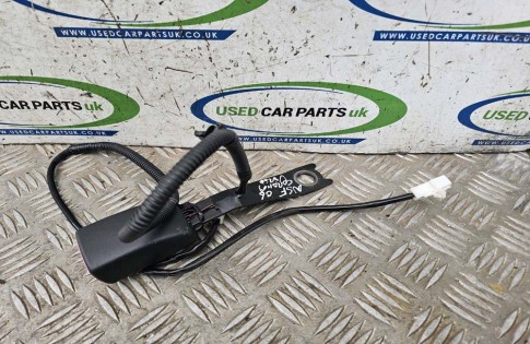 Toyota Corolla Verso 2004-2009 Seat Belt Stalk Buckle Passengers Front Left