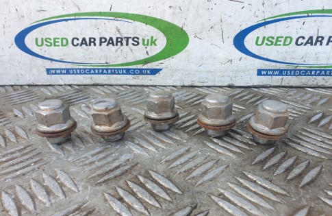 Toyota RAV 4 MK3 2009-2013 Wheel Bolts Nuts 21 MM