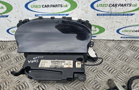 Toyota Yaris 2003-2006 Speedometer Instrument Cluster Clocks 83800-0D410