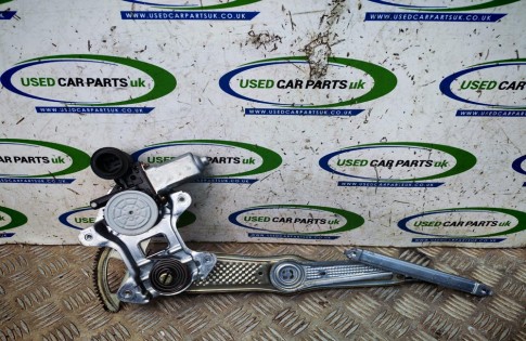 Toyota Yaris MK1 1999-2006 Window Regulator Motor Front Right Door 85710-52030