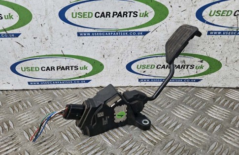 Toyota Yaris MK2 1.3 Petrol Accelerator Throttle Pedal 781100D020
