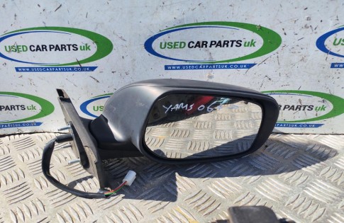 Toyota Yaris MK2 2006-2009 Matt Black Door Wing Mirror Electric Drivers (1)