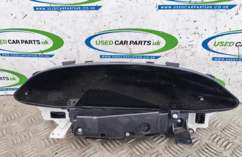 Toyota Yaris MK2 D4D Speedometer Instrument Cluster Clocks 83800-0D680-D (1)