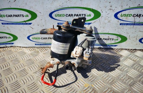 Toyota Yaris MK3 1.5 Hybrid ABS Brake Pump Booster Actuator 4707012010