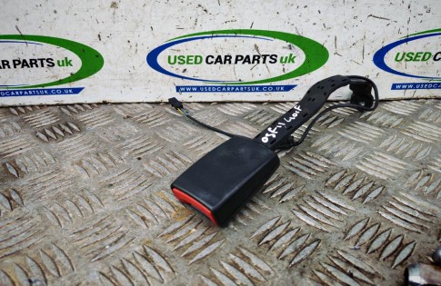 VW Golf MK5 MK6 Seat Belt Buckle Drivers Front Right 1K4857756F