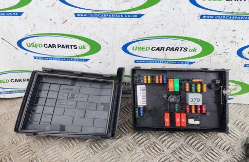 VW Golf MK6 2009-2013 TDI Fuse Box 1K0937125D