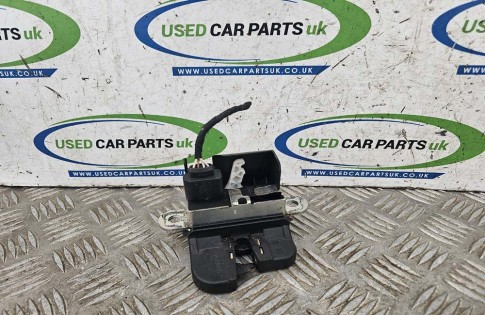VW Golf MK6 Boot Tailgate Catch Lock Motor Actuator 5K0827505A (1)