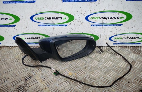 VW Golf MK6 Drivers Electric Door Wing Mirror