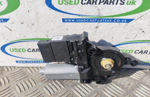 VW Golf MK6 Electric Window Lift motor Rear Right Door 5K0959704D