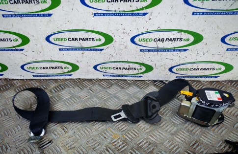 VW Golf MK6 Seat Belt Tensioner Passengers Front Left 5 Door 1K4857705AJ