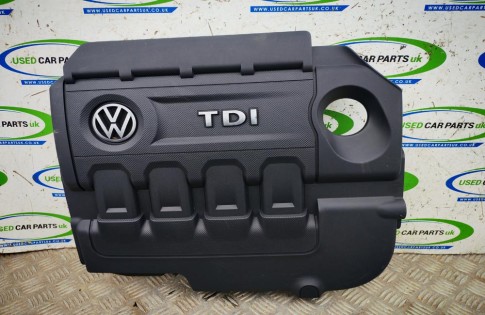 VW Golf MK7 2 0 GT TDI Engine Cover 04L103925 (1)