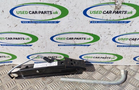 VW Polo 2009-2017 Wheel Jack Brace 6R0011031B (1)