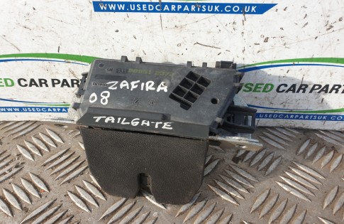Vauxhall Zafira B boot lock motor 13188851 | Used Car Parts UK