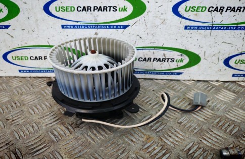 Vauxhall Astra J Heater Blower Motor Fan BEHR U7254002