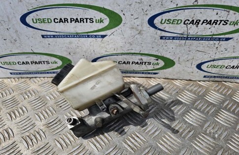 Volvo XC90 MK1 2003-2007 Brake Master Cylinder 2 4 Diesel (1)