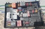 Audi A3 8P fuse box 2 0 TDI engine bay 1K0937124H relays