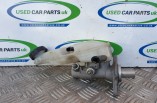 Dacia Duster 1 5 DCI diesel brake master cylinder and brake fluid reservoir bottle cap
