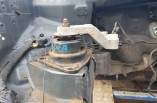 Kia Ceed 1 6 CRDI drivers top engine mount bracket bush automatic