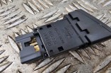 Nissan Almera 2003-2006 Hazard Warning Switch Button Niles 06016 (2)